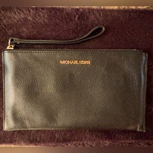 Michael Kors Jet Set Pebble Leather Clutch Wristlet